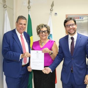 NOMEAÇÃO PARA A COMISSÃO OAB VAI À ESCOLA