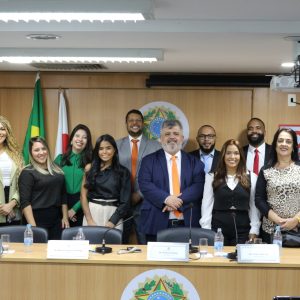 31/05 – Cerimônia de entrega de carteiras para os novos Advogados(as) e Estagiários(as)